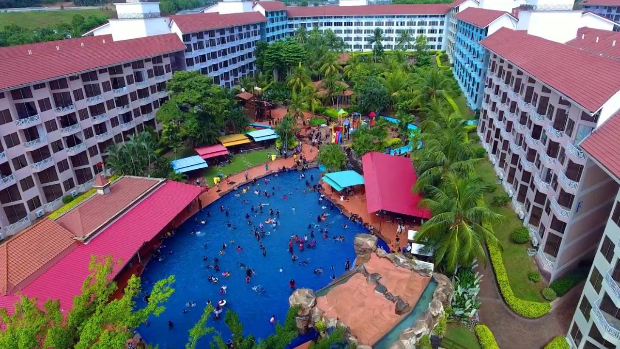 Lotus Desaru Beach Resort & Spa Bandar Penawar Buitenkant foto