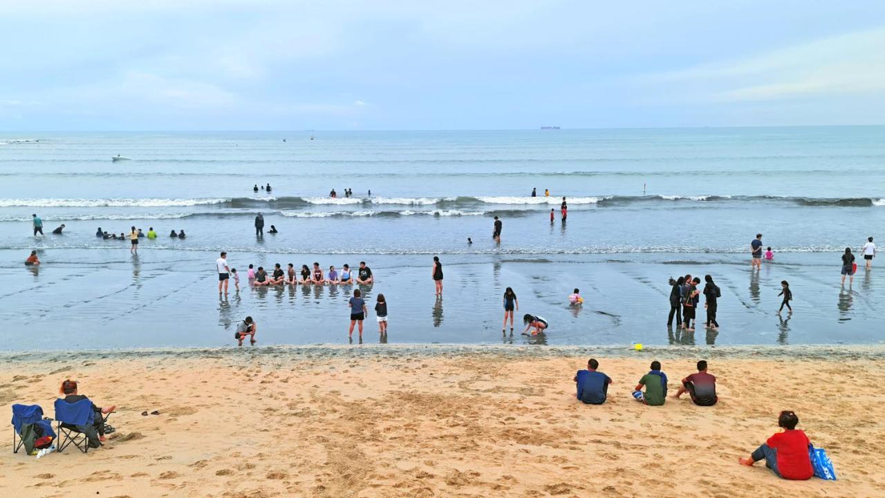 Lotus Desaru Beach Resort & Spa Bandar Penawar Buitenkant foto