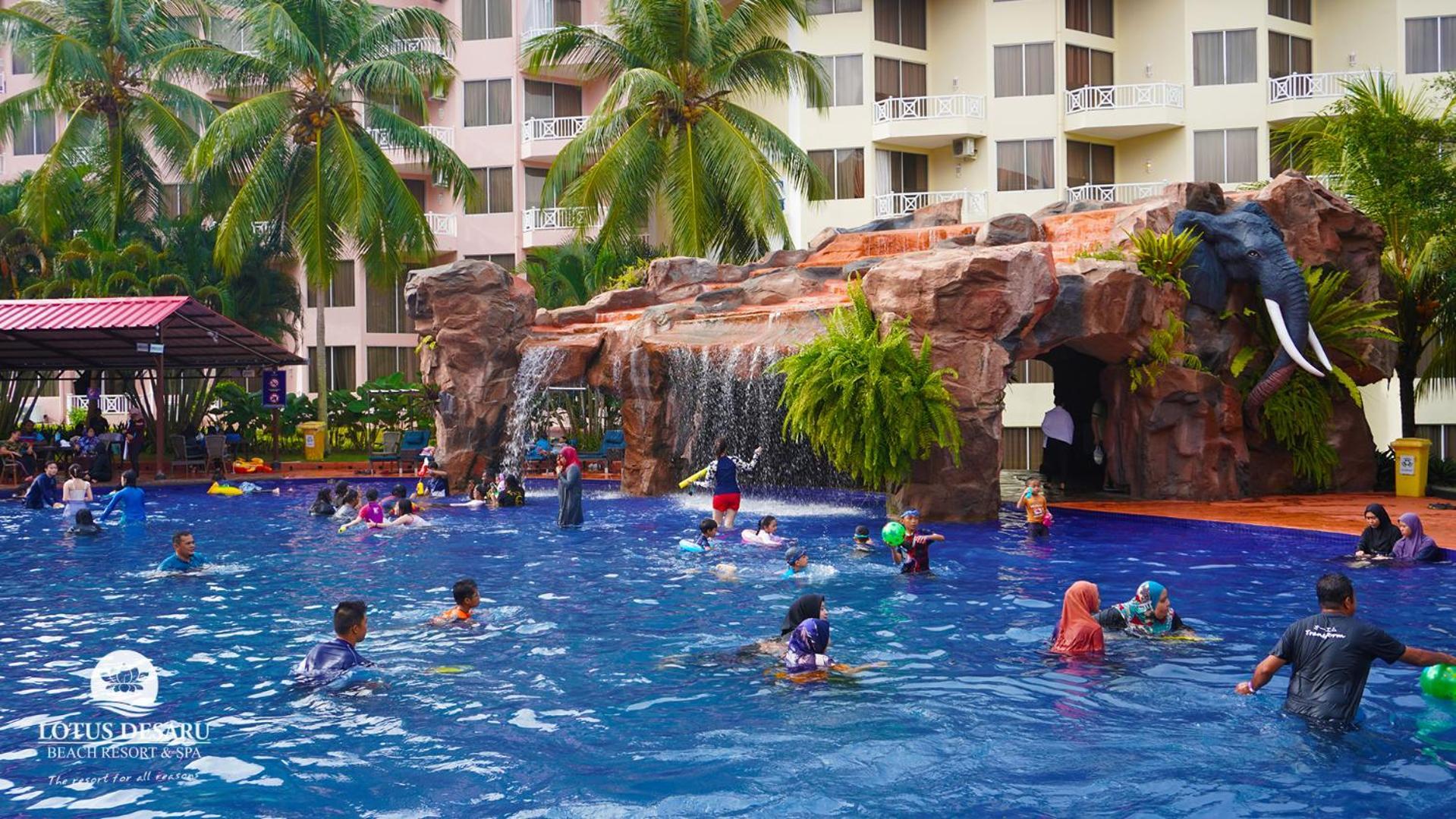 Lotus Desaru Beach Resort & Spa Bandar Penawar Buitenkant foto
