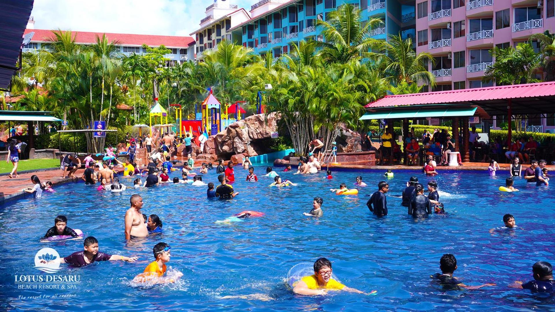 Lotus Desaru Beach Resort & Spa Bandar Penawar Buitenkant foto